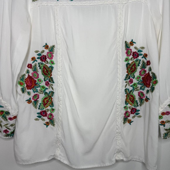 Sundance Embroidered Floral Blouse Top Bell Sleeve White Red Medium Boho Peasant - Picture 3 of 9